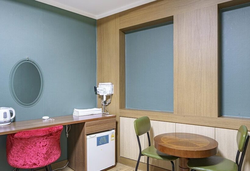 汽车旅馆  Buan Piano