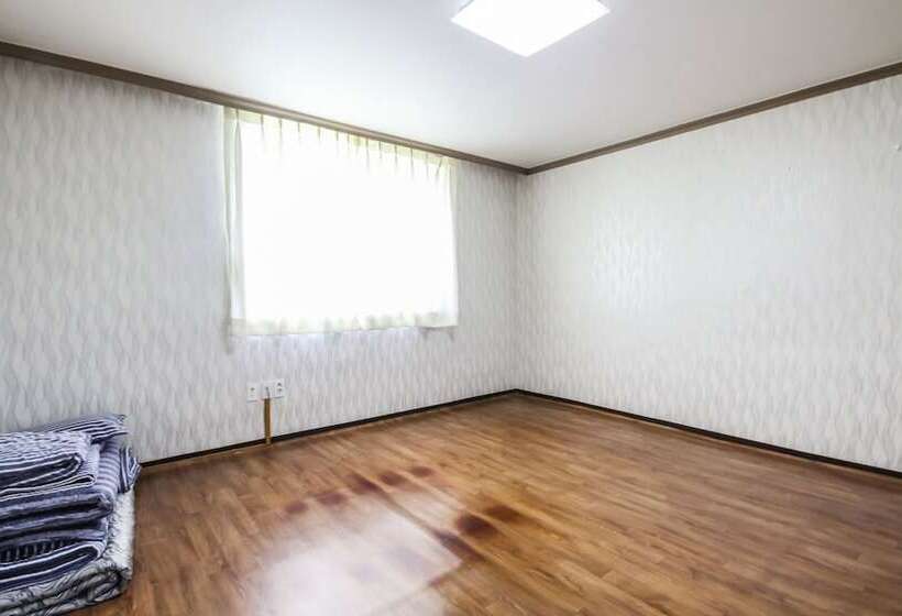 モーテル Buan Piano