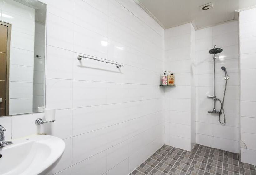 汽车旅馆  Buan Piano