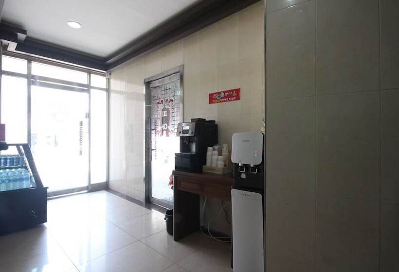 汽车旅馆  Buan Piano