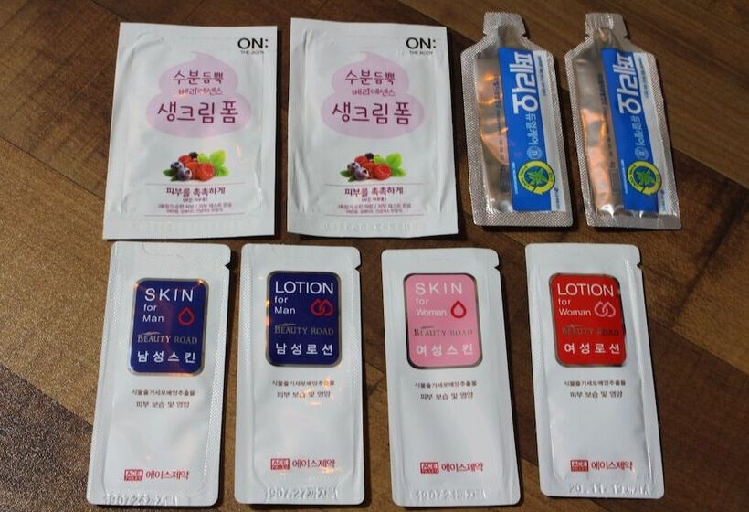 モーテル Buan Piano