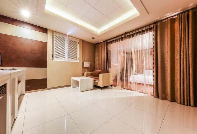 فندق على الطريق Cheonan F2