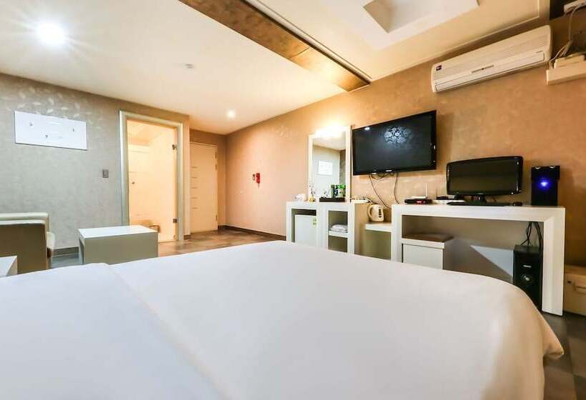 فندق على الطريق Cheonan F2