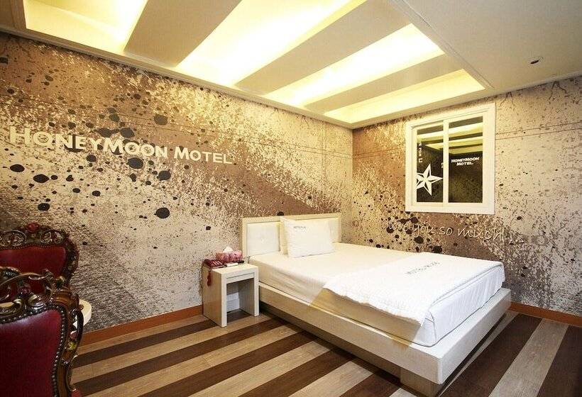 Мотель Daegu Dongseong Ro Honeymoon
