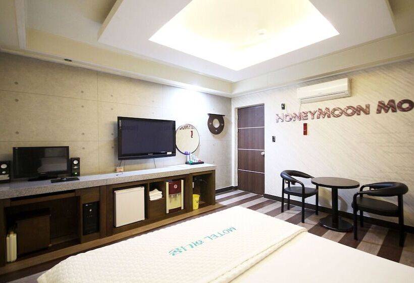 فندق على الطريق Daegu Dongseong Ro Honeymoon