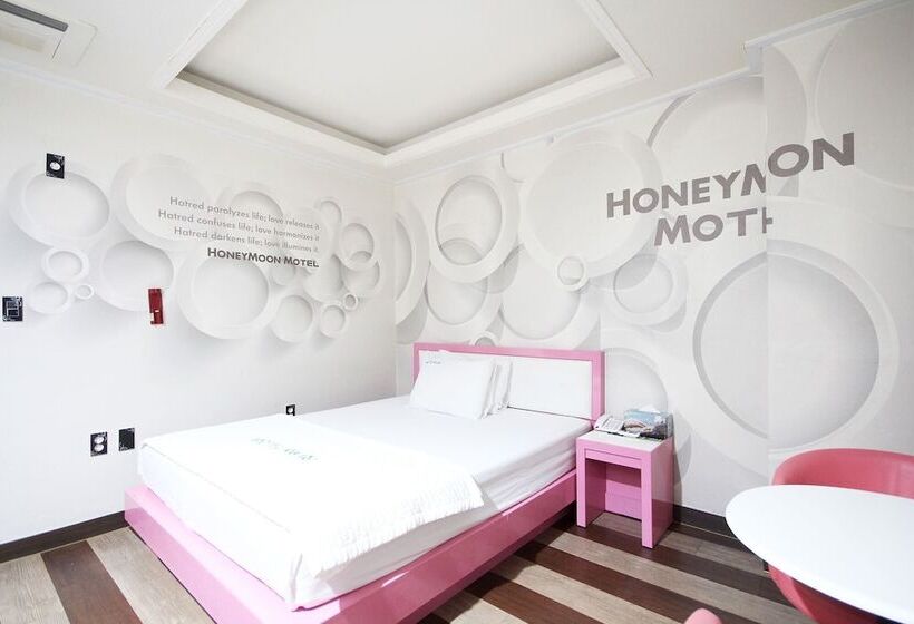 فندق على الطريق Daegu Dongseong Ro Honeymoon