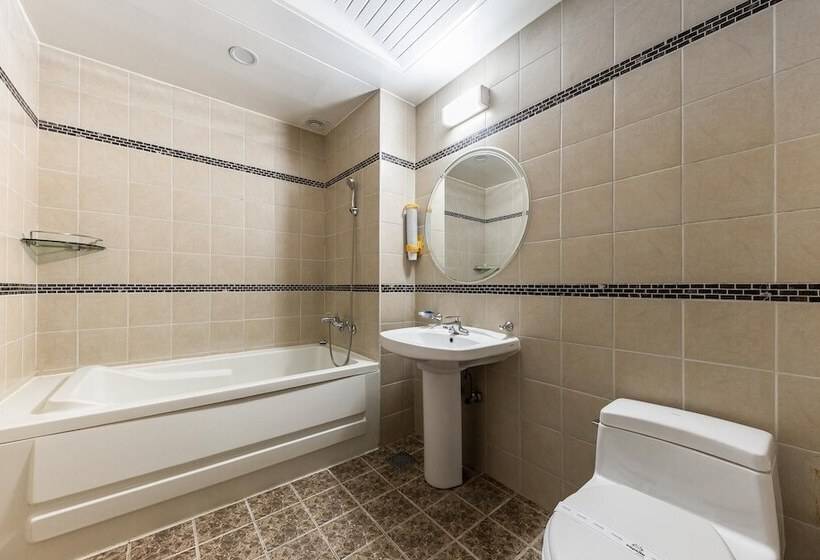 מוטל Daejeon Jungri Capella