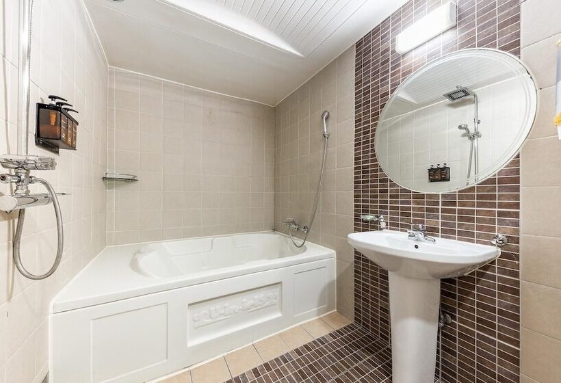 מוטל Daejeon Jungri Capella