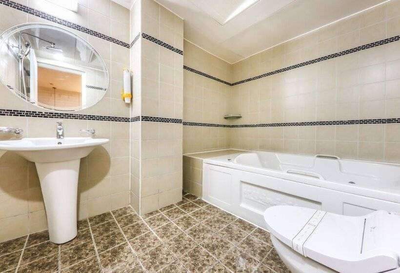 מוטל Daejeon Jungri Capella