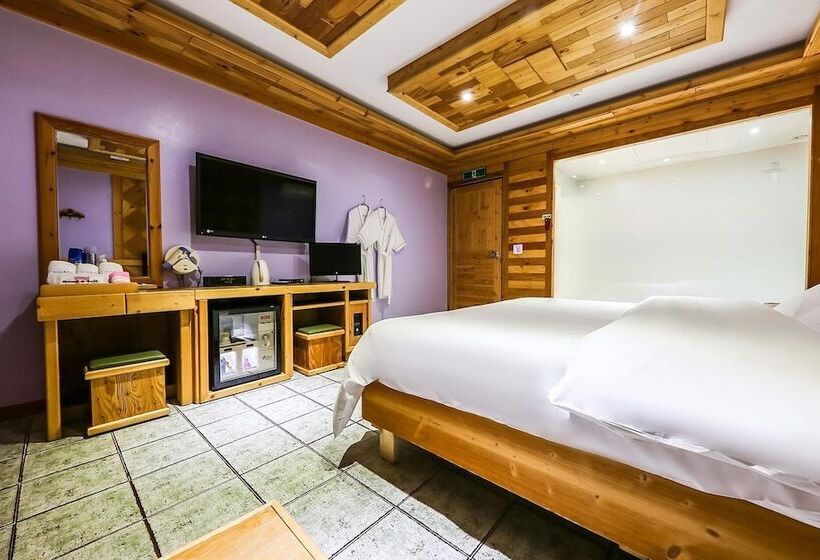 Motel Eumseong Romy And Julie