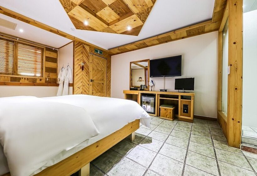 Motel Eumseong Romy And Julie