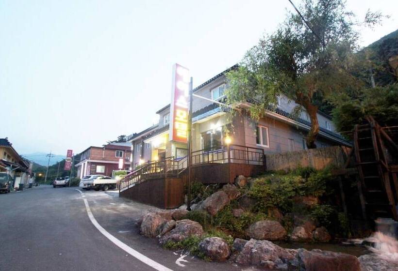 Мотель Haenam Ace