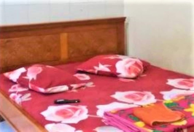 汽车旅馆 Homestay Puspita Pacet