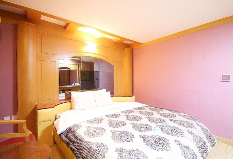 Мотель Iksan N Parktel