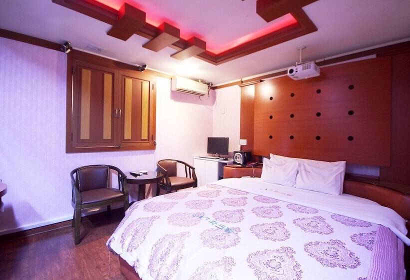 Мотель Iksan N Parktel