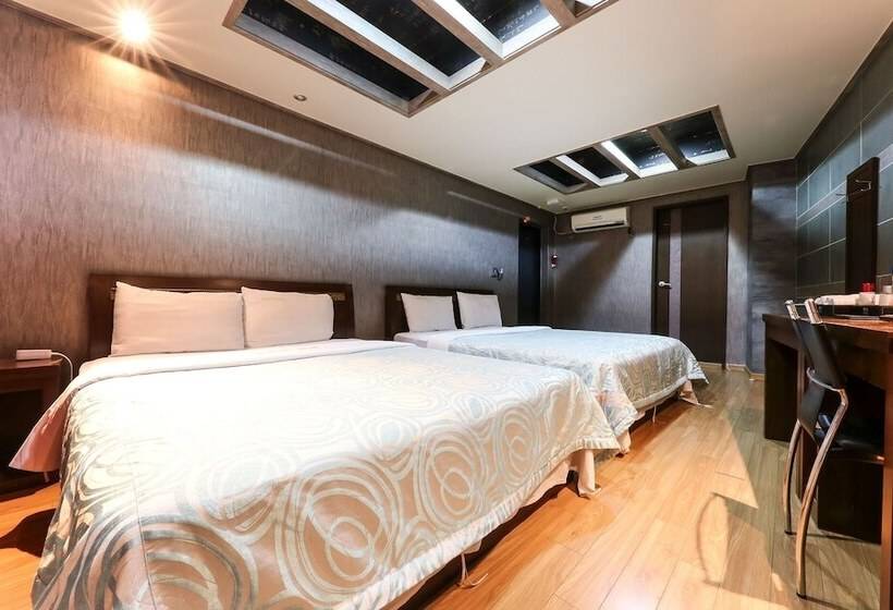 モーテル Jincheon Palace