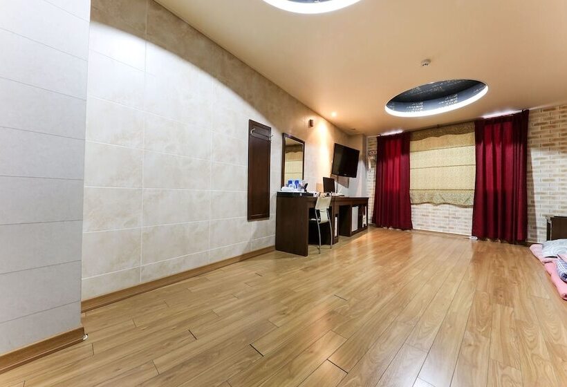 モーテル Jincheon Palace