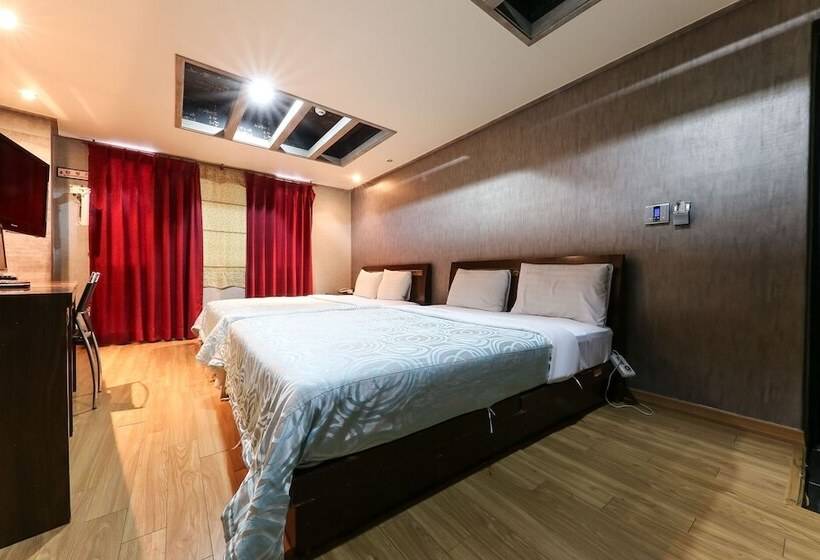 モーテル Jincheon Palace