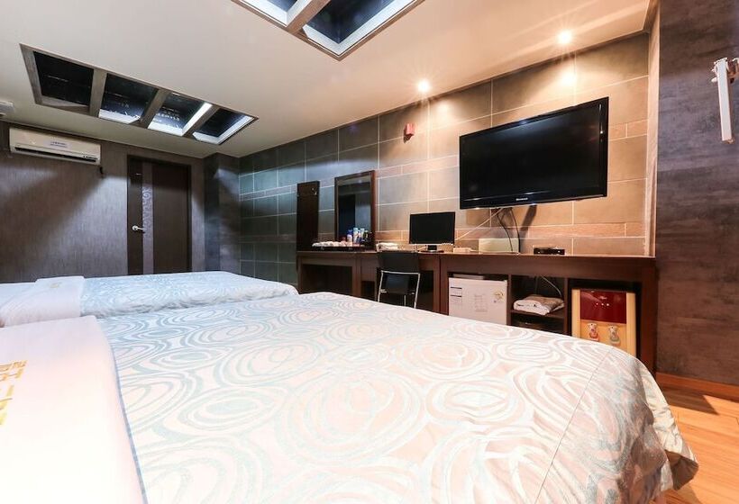 モーテル Jincheon Palace