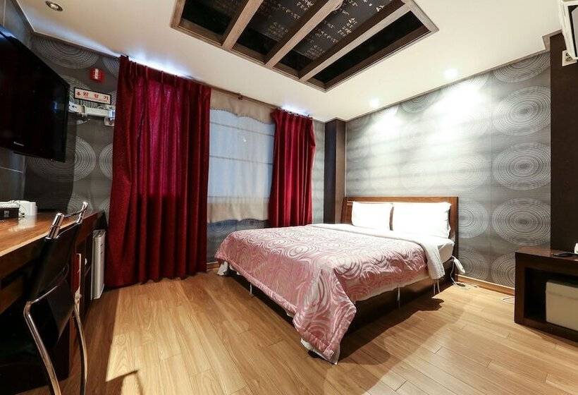 モーテル Jincheon Palace