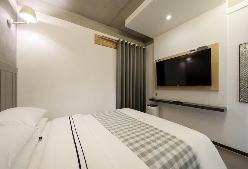 汽车旅馆  Bellino