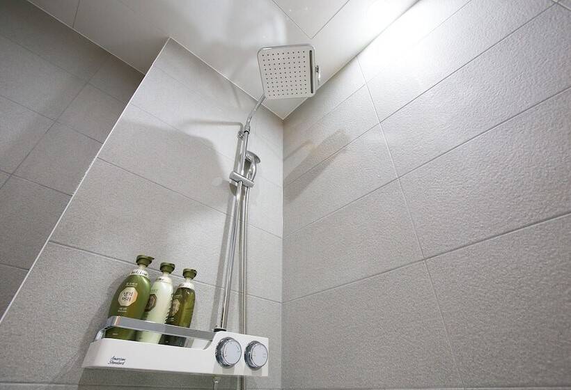 汽车旅馆  Bellino