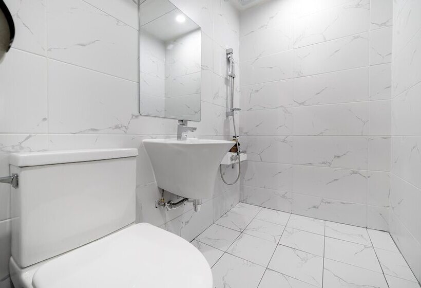 מוטל Wonju Panda