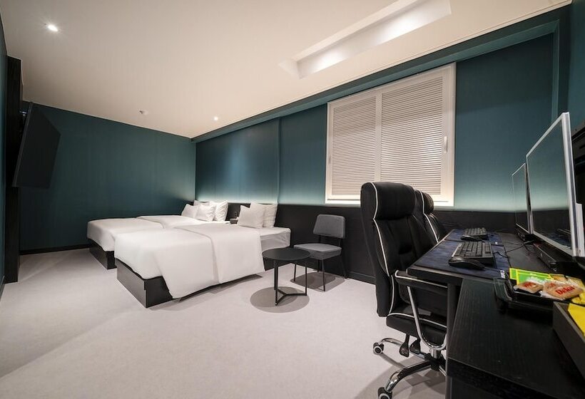 מוטל Wonju Panda