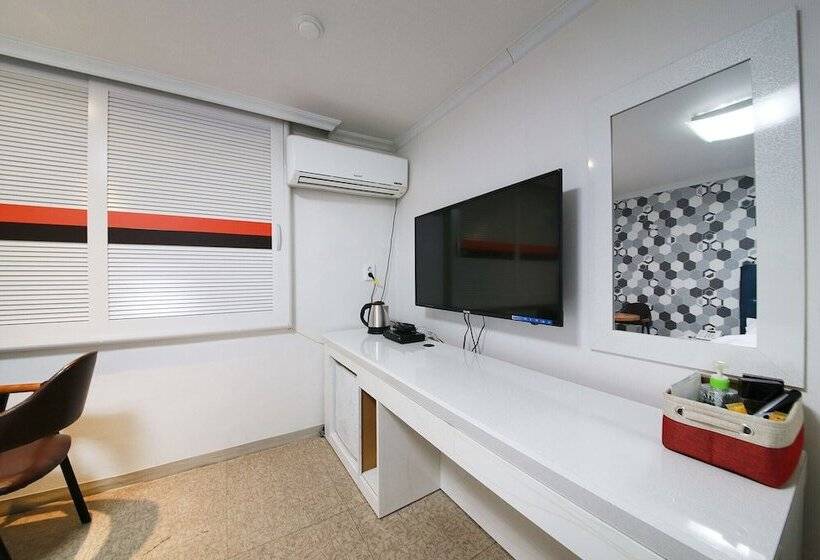 Motel Yeoncheon Hantangang