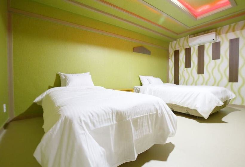 فندق على الطريق Yesan Spatel