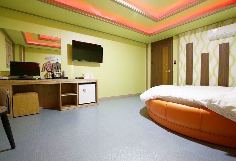 فندق على الطريق Yesan Spatel