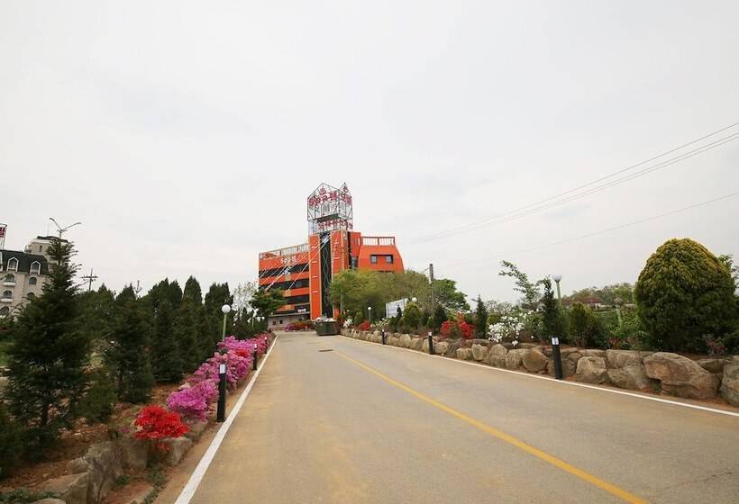 فندق على الطريق Yesan Spatel