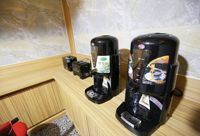 فندق على الطريق Yesan Spatel