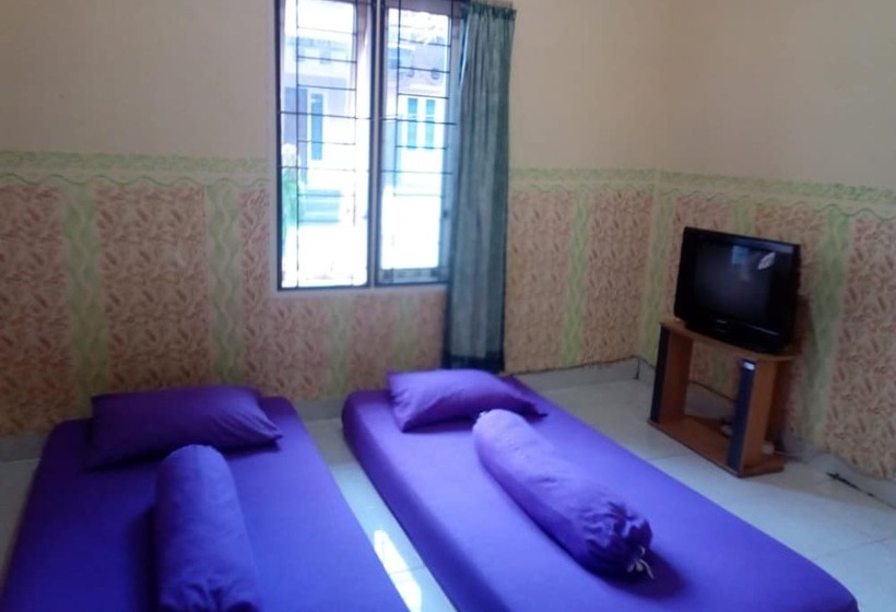 پانسیون Dedy Kost