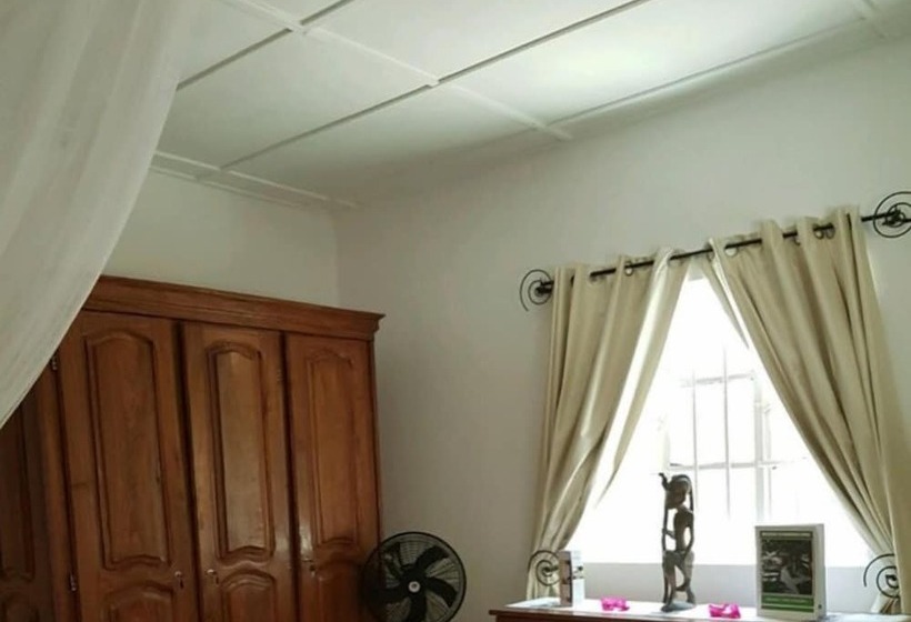 پانسیون Mandinka Lodge