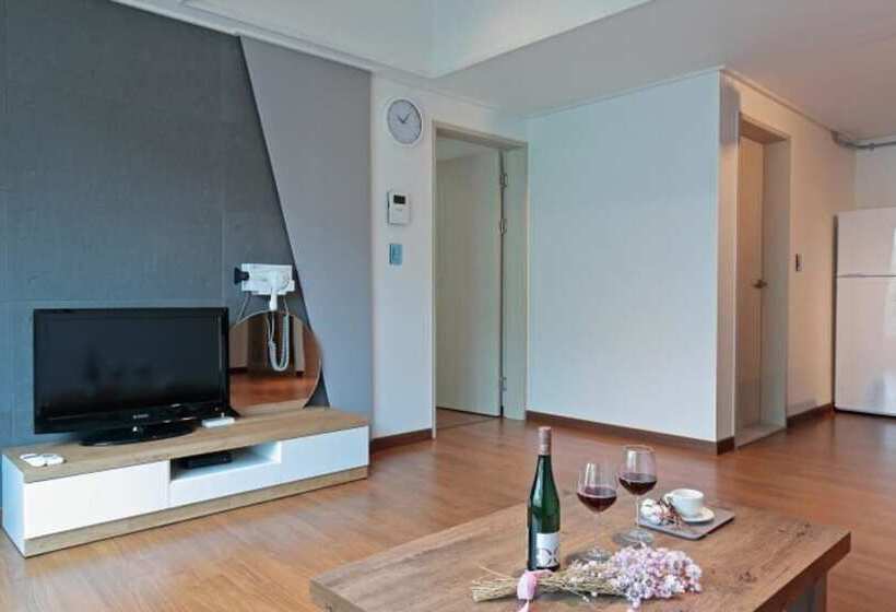 펜션 Pohang The 1 Resort