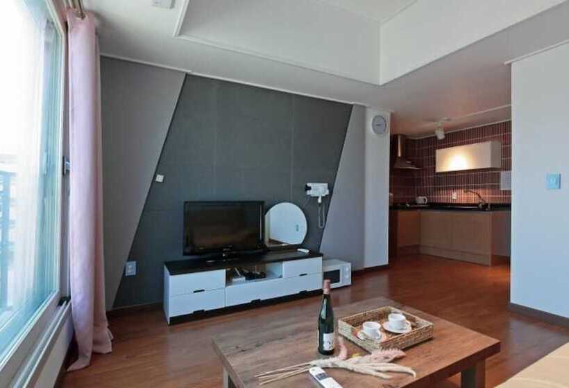 펜션 Pohang The 1 Resort