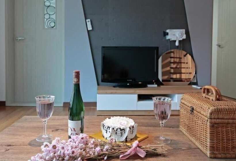 펜션 Pohang The 1 Resort