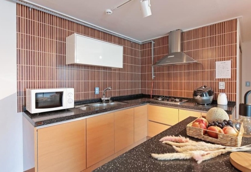 펜션 Pohang The 1 Resort