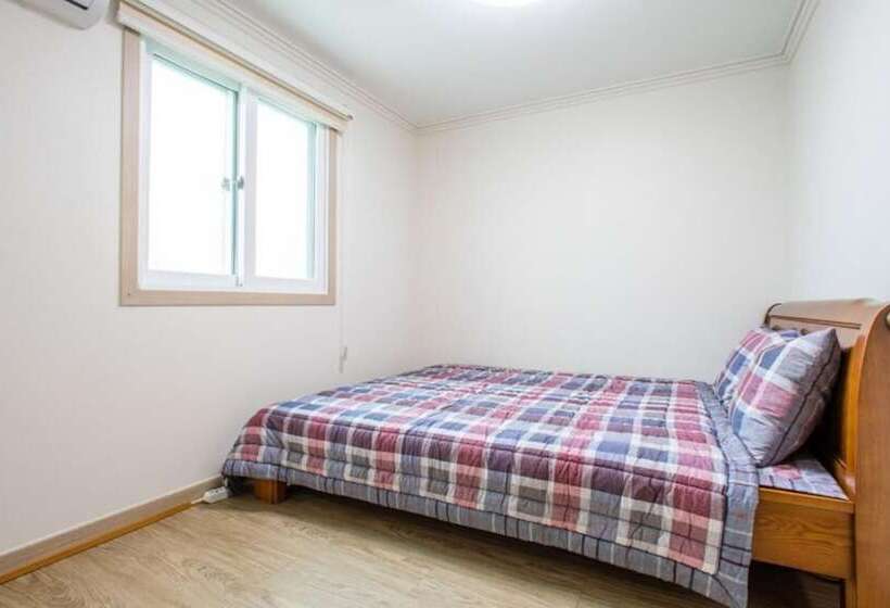 Taean Leisure House Pension