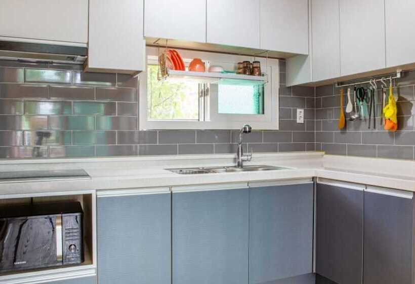 Taean Leisure House Pension