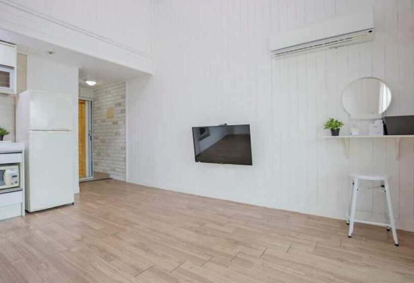 Taean Palm Beach Pension