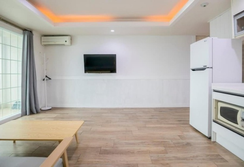 Taean Palm Beach Pension