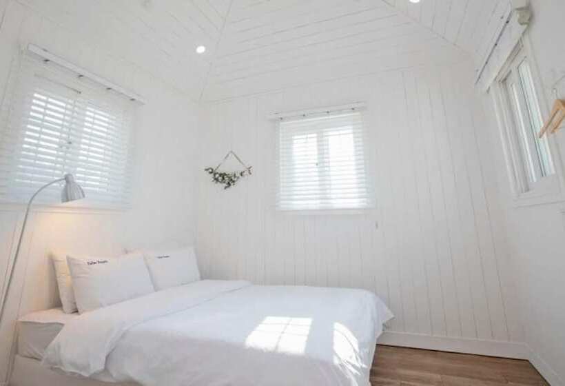 Taean Palm Beach Pension