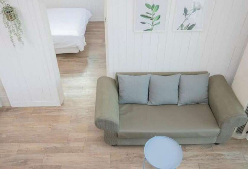 Taean Palm Beach Pension