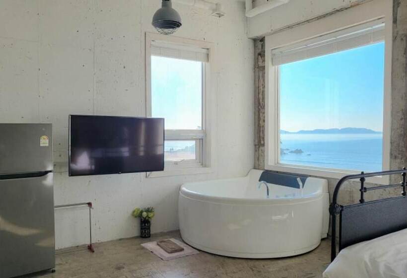 Taean The Classic Spa Pension