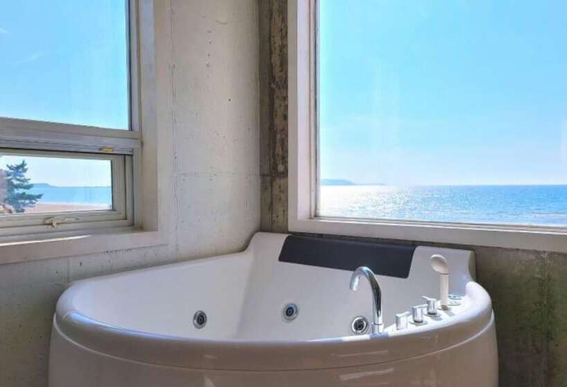 Taean The Classic Spa Pension