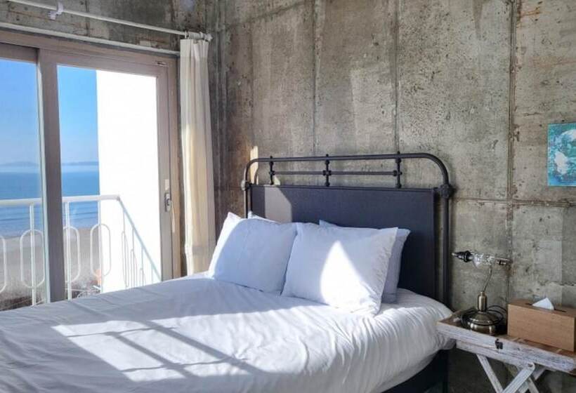 Taean The Classic Spa Pension