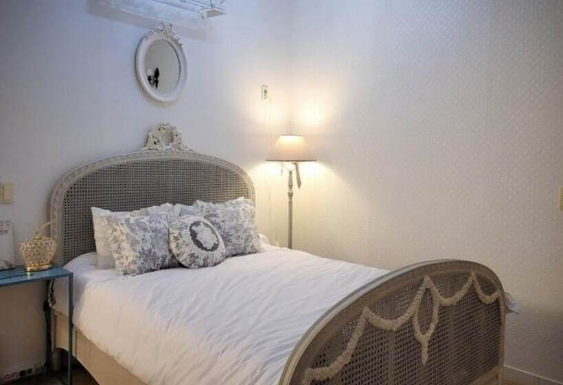 Taean The Classic Spa Pension