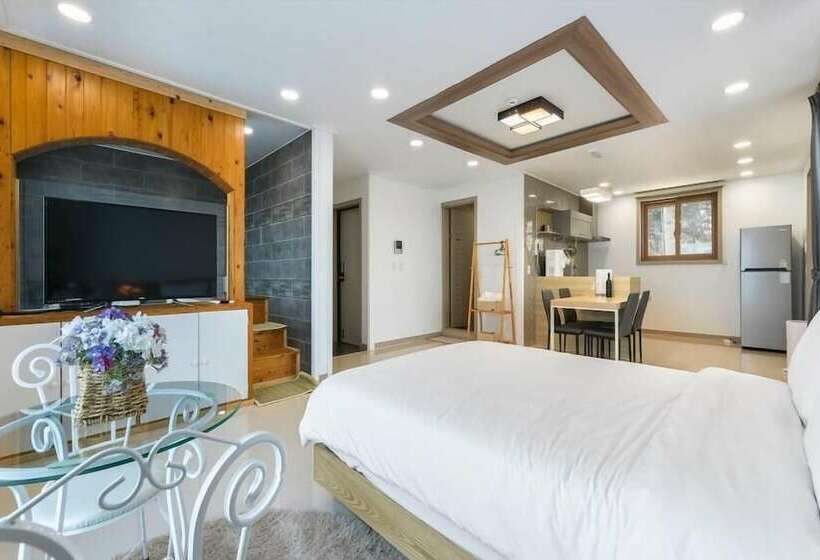 Youngheungdo Duniaspa Pension